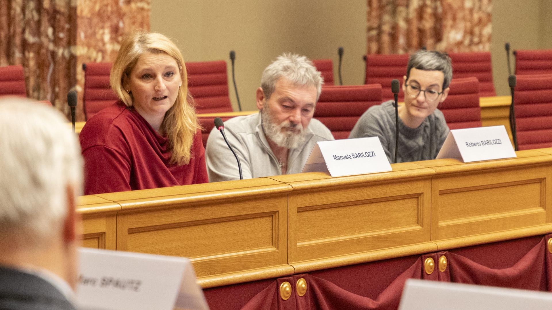 Débat public sur une rémunération compensatoire pour la garde d’enfants